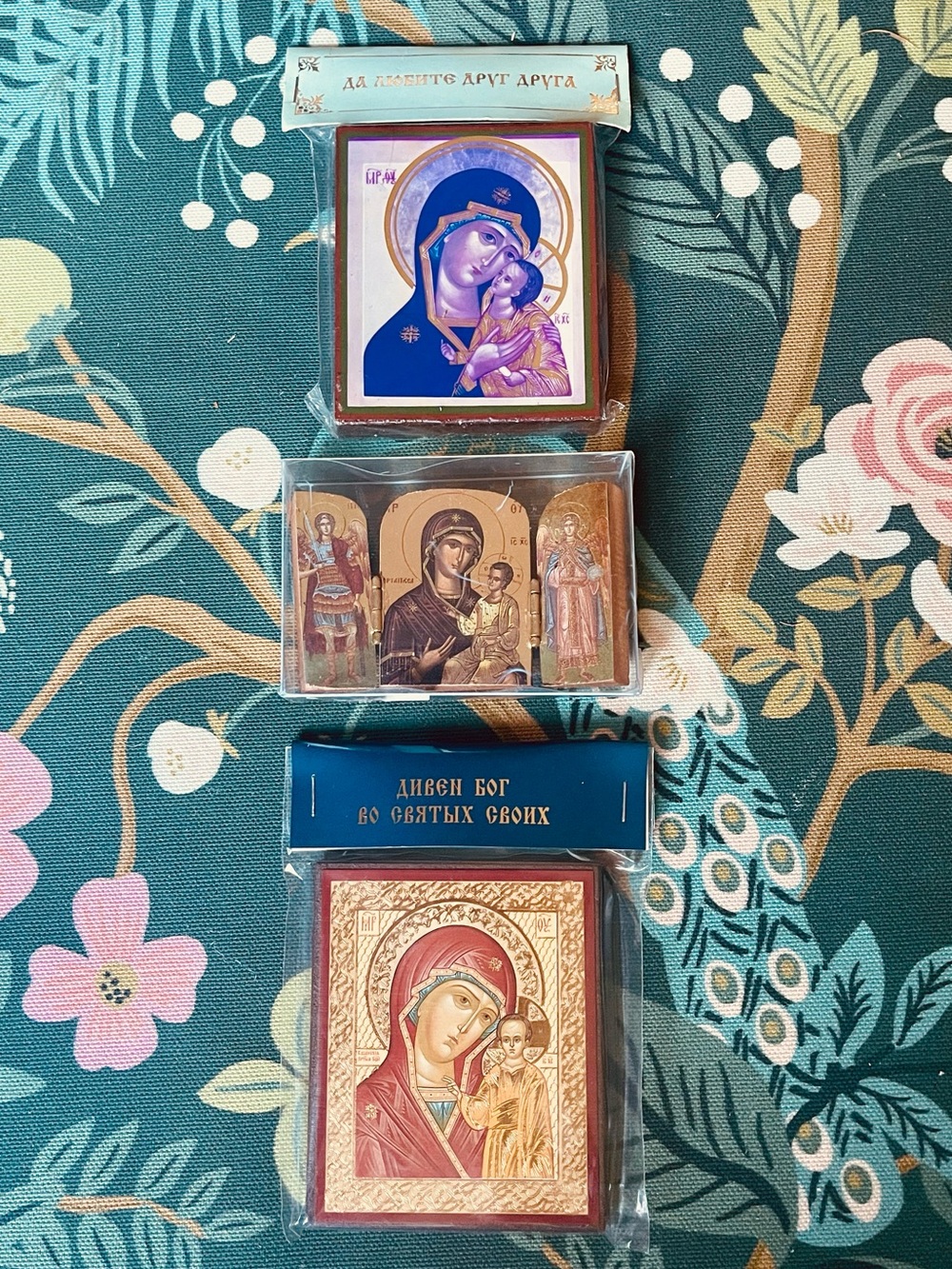 NWT Trio of Petite Greek Virgin Mary & Child Religious Wood Panels & Triptych